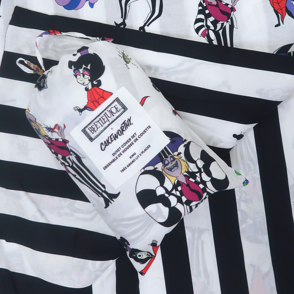 Beetlejuice Reversible Duvet Set